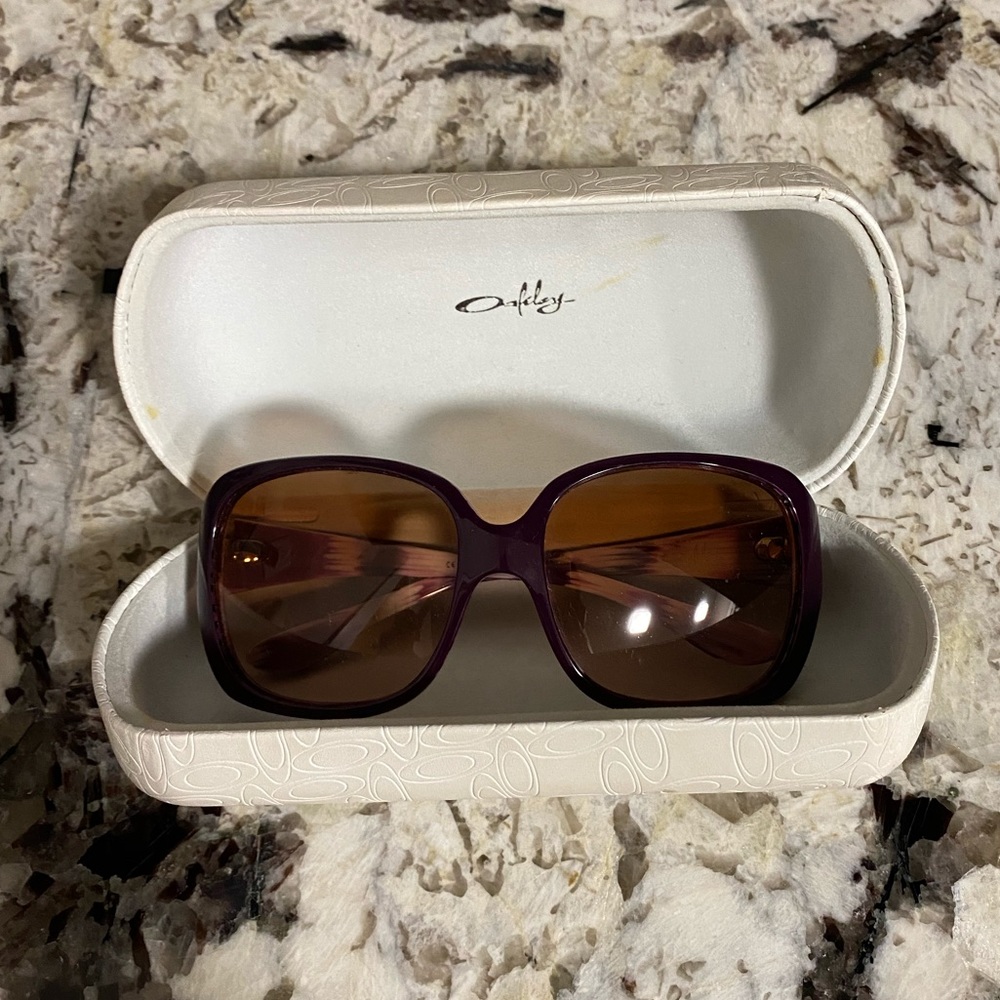 Oakley Women’s Sunglasses - purple